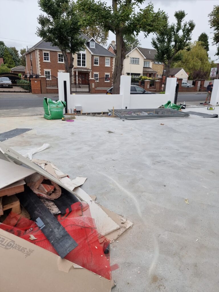 WhatsApp Image 2023-10-01 at 10.52.34 Rendering in Hornchurch RM11